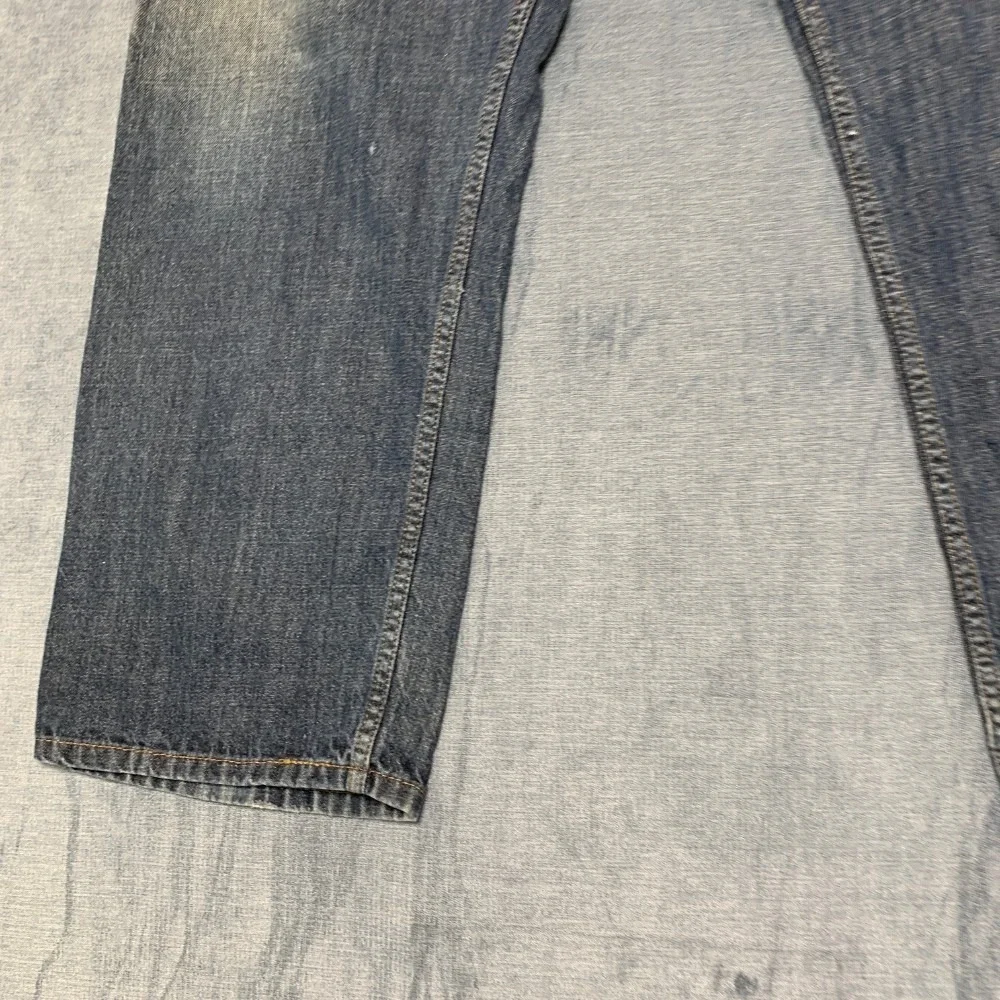 Levis levi 559